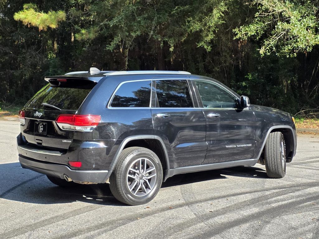 2020 Jeep Grand Cherokee Limited Sport photo 4