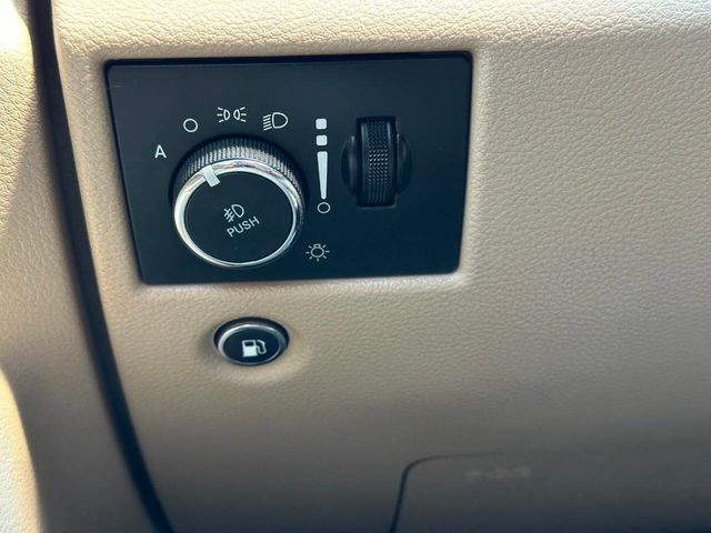 2020 Jeep Grand Cherokee Limited 4x2 4dr SUV - 22876312 - 34