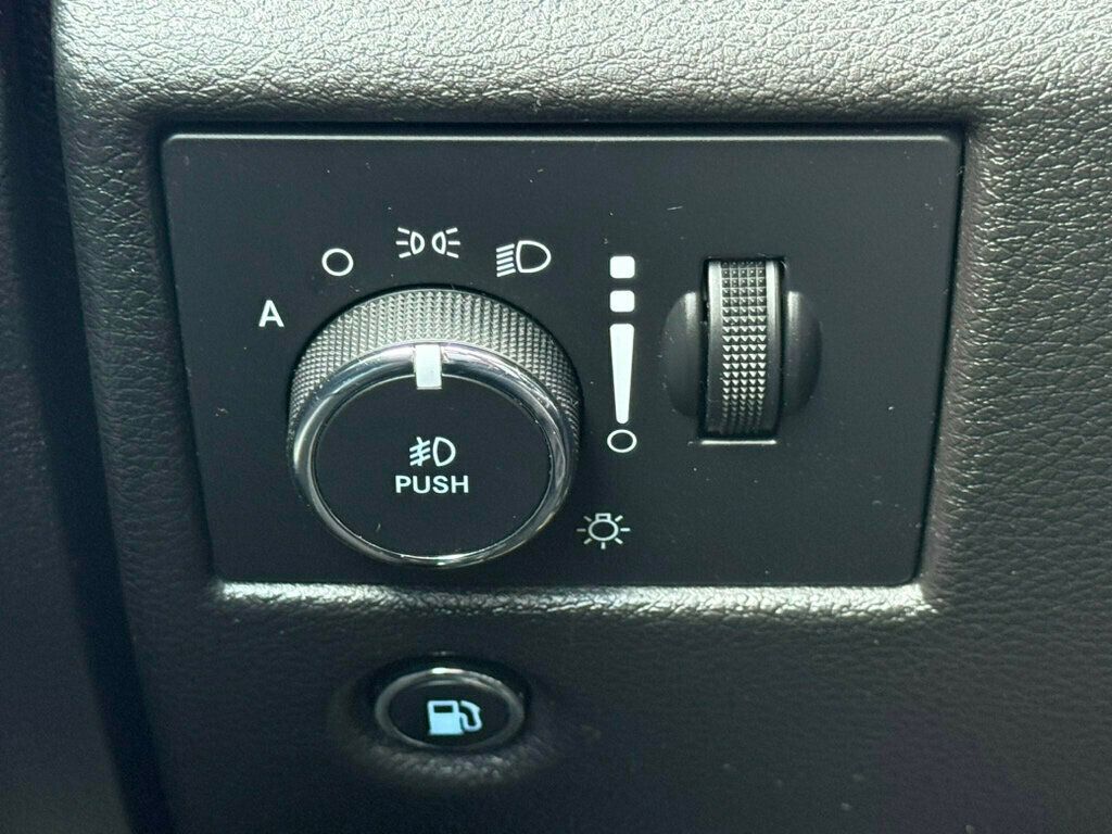 2020 Jeep Grand Cherokee Limited 4x4 - 23014863 - 34