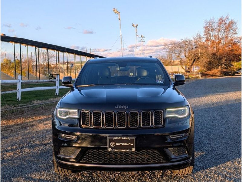 2020 Jeep Grand Cherokee Limited photo 2