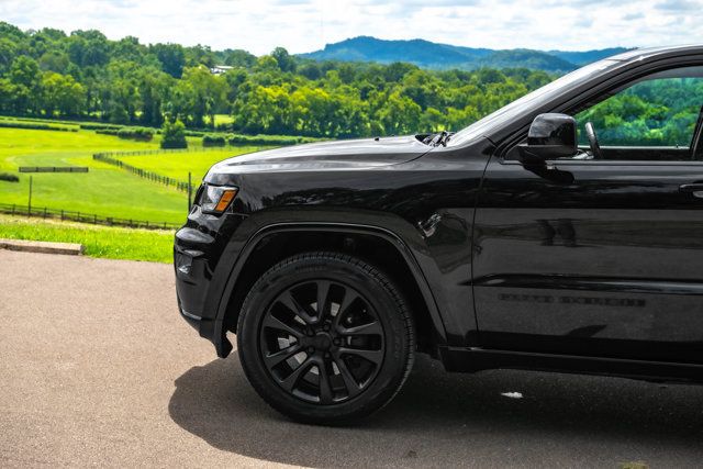 2020 Jeep Grand Cherokee LocalTrade/Altitude/4WD/HeatedSeats/PowerSunroof/BackupCamera - 23059322 - 9