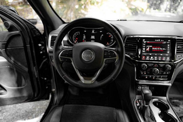 2020 Jeep Grand Cherokee LocalTrade/Altitude/4WD/HeatedSeats/PowerSunroof/BackupCamera - 23059322 - 18