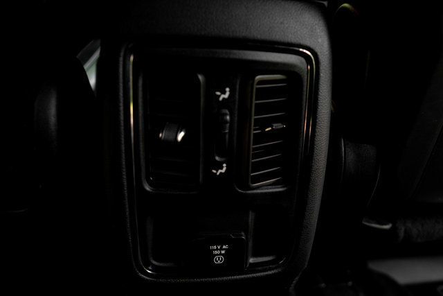 2020 Jeep Grand Cherokee LocalTrade/Altitude/4WD/HeatedSeats/PowerSunroof/BackupCamera - 23059322 - 33