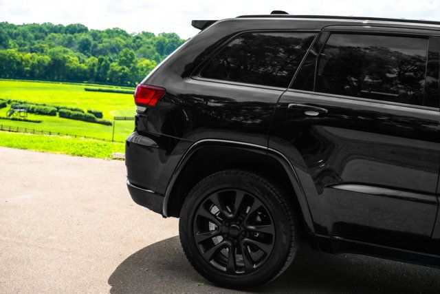 2020 Jeep Grand Cherokee LocalTrade/Altitude/4WD/HeatedSeats/PowerSunroof/BackupCamera - 23059322 - 8