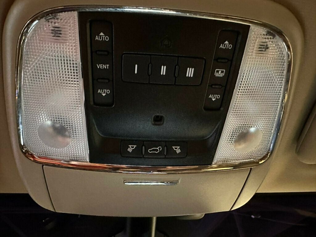 2020 Jeep Grand Cherokee LocalTrade/CleanCarfax1Owner/AirSuspension/Htd&CldSeats/PanoRoof - 23028210 - 17