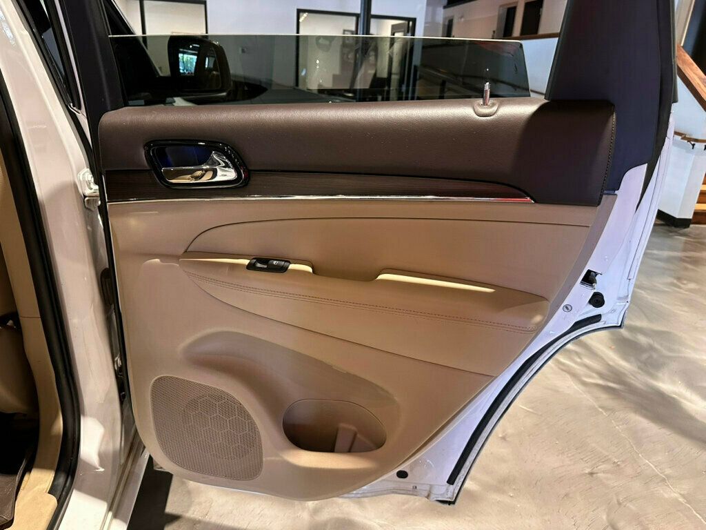 2020 Jeep Grand Cherokee LocalTrade/CleanCarfax1Owner/AirSuspension/Htd&CldSeats/PanoRoof - 23028210 - 22
