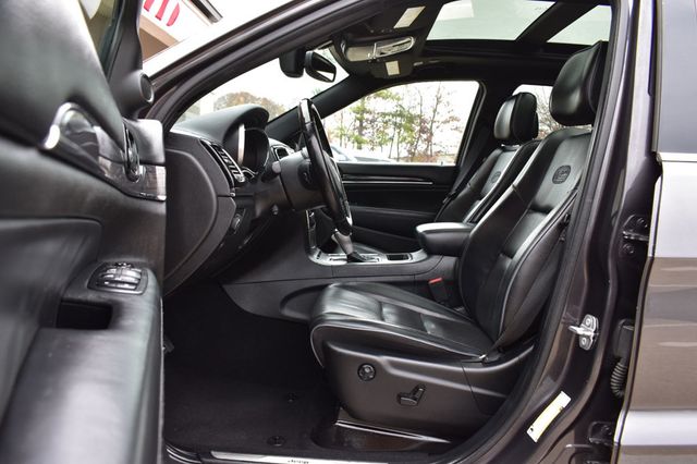 2020 Jeep Grand Cherokee Overland 4x2 - 22950104 - 13