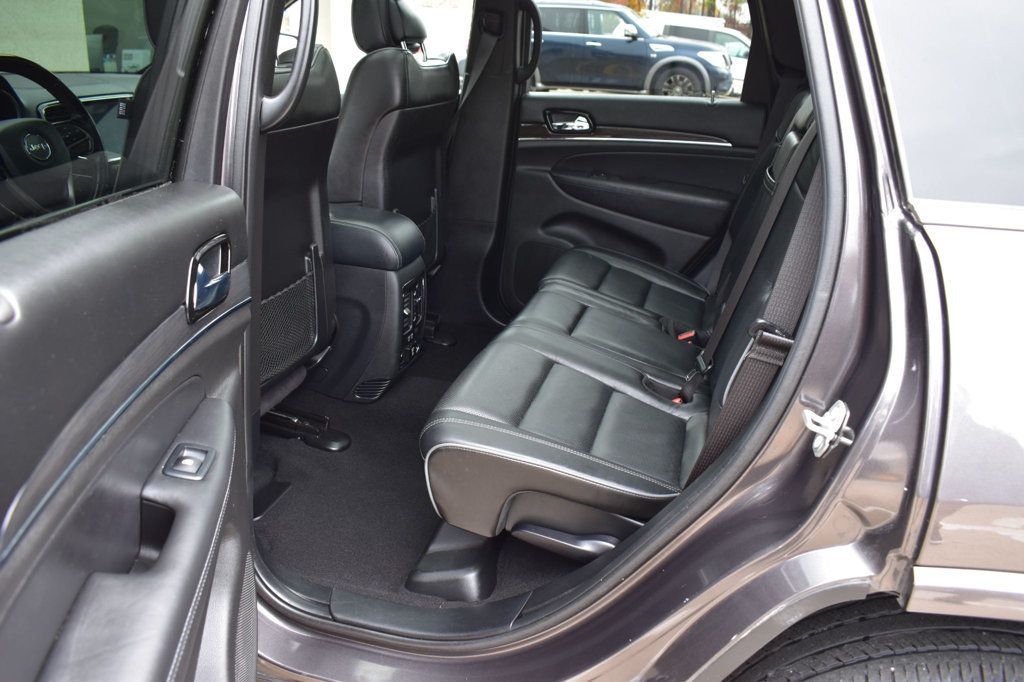 2020 Jeep Grand Cherokee Overland 4x2 - 22950104 - 19