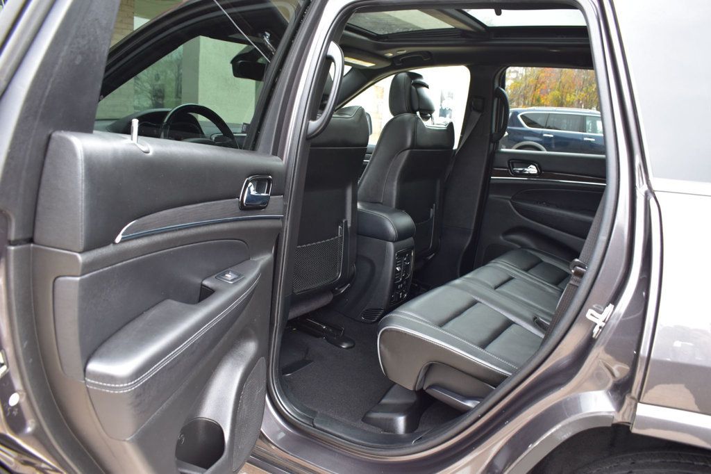 2020 Jeep Grand Cherokee Overland 4x2 - 22950104 - 21