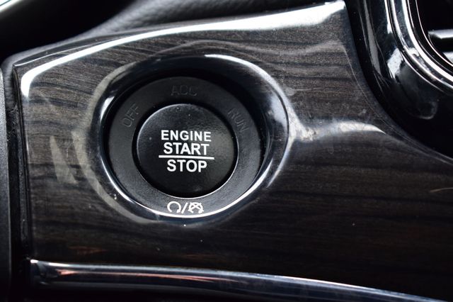 2020 Jeep Grand Cherokee Overland 4x2 - 22950104 - 26