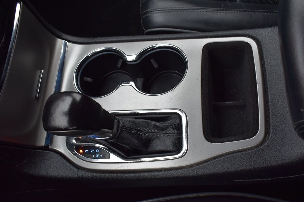 2020 Jeep Grand Cherokee Overland 4x2 - 22950104 - 36