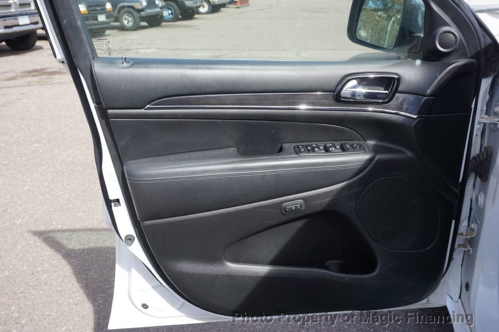 2020 Jeep Grand Cherokee Overland 4x4 - 23005530 - 8