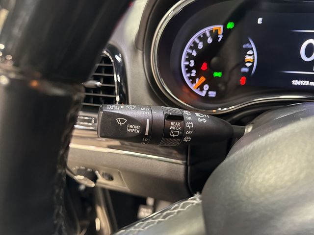 2020 Jeep Grand Cherokee Overland 4x4 - 22975693 - 17