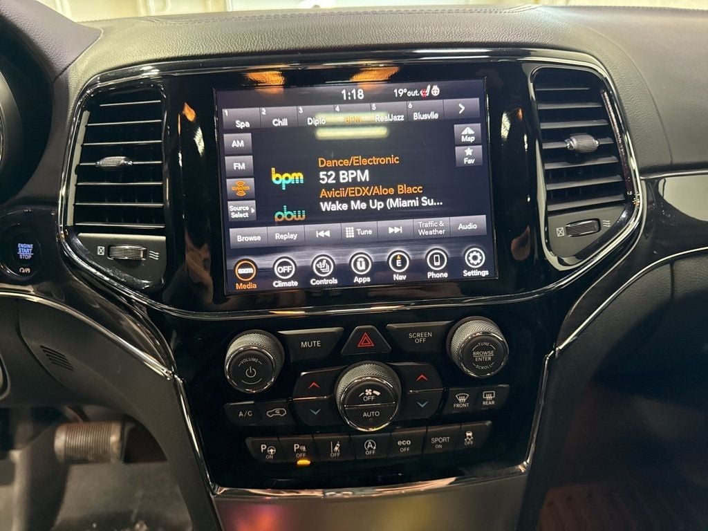 2020 Jeep Grand Cherokee Overland 4x4 - 22975693 - 19