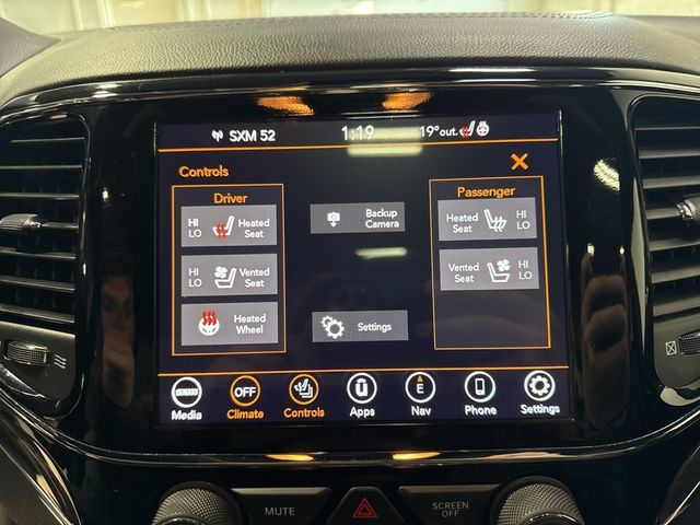 2020 Jeep Grand Cherokee Overland 4x4 - 22975693 - 21