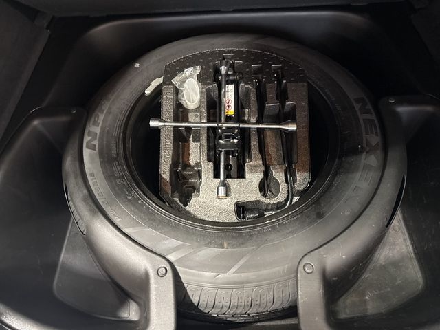 2020 Jeep Grand Cherokee Overland 4x4 - 22975693 - 51