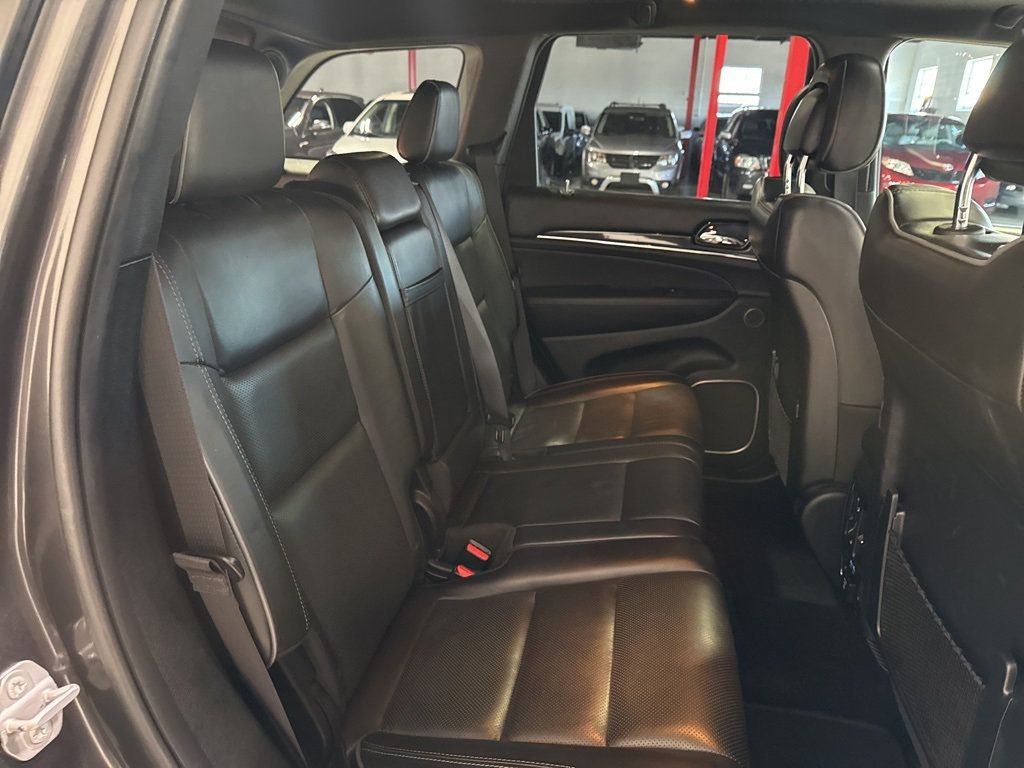 2020 Jeep Grand Cherokee Overland 4x4 - 22975693 - 55