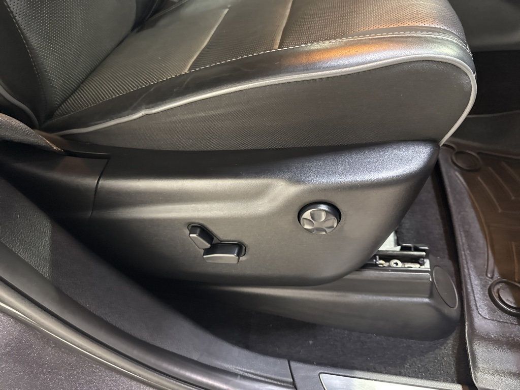 2020 Jeep Grand Cherokee Overland 4x4 - 22975693 - 61