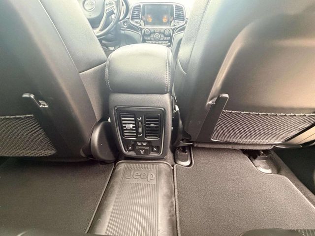 2020 Jeep Grand Cherokee Overland 4x4 - 23008669 - 22