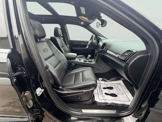 2020 Jeep Grand Cherokee Overland 4x4 - 23008669 - 29