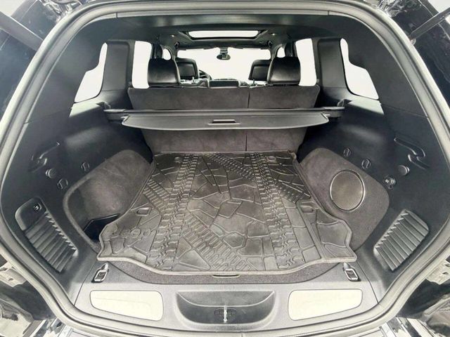 2020 Jeep Grand Cherokee Overland 4x4 - 23008669 - 4