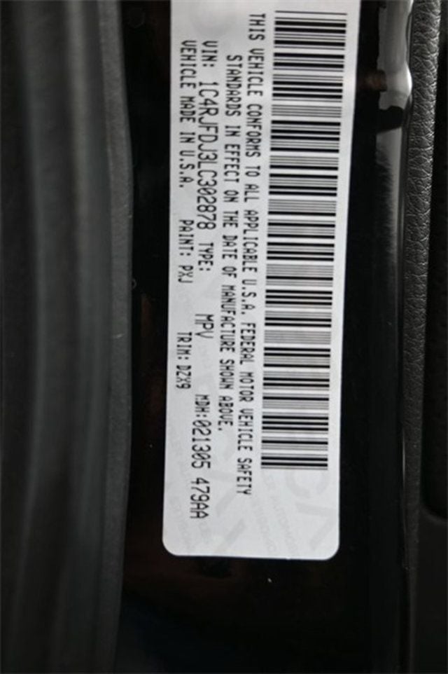 2020 Jeep Grand Cherokee SRT 4x4 - 22929115 - 3