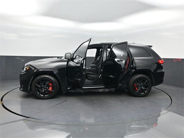 2020 Jeep Grand Cherokee SRT 4x4 - 22929115 - 41