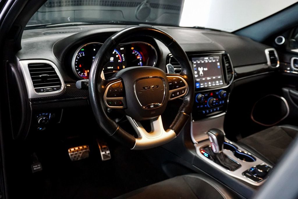 2020 Jeep Grand Cherokee *SRT* *Diamond Black* *1-Owner* *Only 11k Miles* - 22983501 - 9