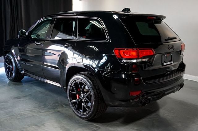 2020 Jeep Grand Cherokee *SRT* *Diamond Black* *1-Owner* *Only 11k Miles* - 22983501 - 34