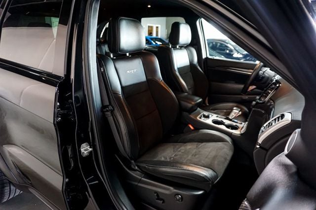 2020 Jeep Grand Cherokee *SRT* *Diamond Black* *1-Owner* *Only 11k Miles* - 22983501 - 38