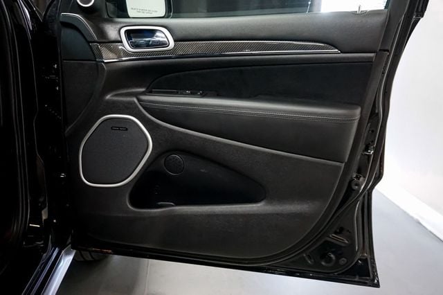 2020 Jeep Grand Cherokee *SRT* *Diamond Black* *1-Owner* *Only 11k Miles* - 22983501 - 39