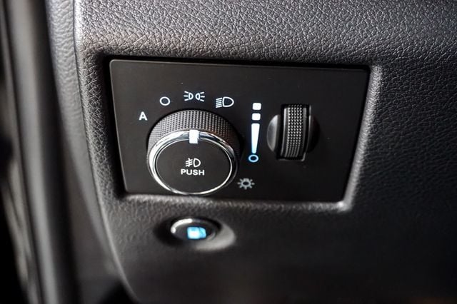 2020 Jeep Grand Cherokee *SRT* *Diamond Black* *1-Owner* *Only 11k Miles* - 22983501 - 64