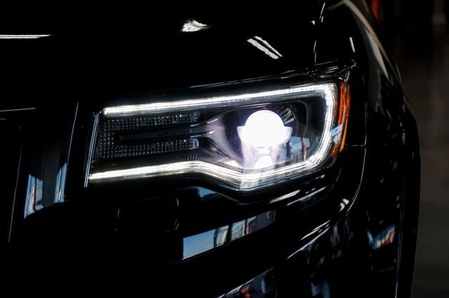 2020 Jeep Grand Cherokee *SRT* *Diamond Black* *1-Owner* *Only 11k Miles* - 22983501 - 82