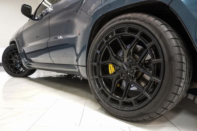 2020 Jeep Grand Cherokee Trackhawk 4x4 - 22952304 - 40