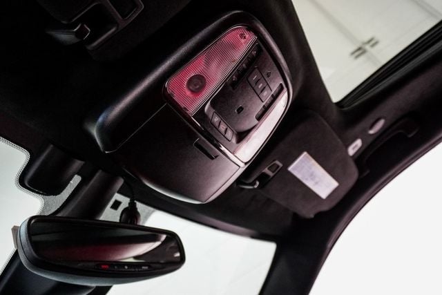 2020 Jeep Grand Cherokee Trackhawk 4x4 - 22964987 - 30