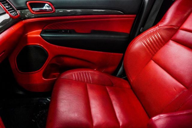 2020 Jeep Grand Cherokee Trackhawk 4x4 - 22964987 - 32