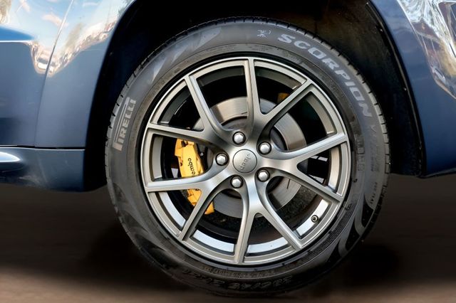2020 Jeep Grand Cherokee Trackhawk 4x4 - 23015836 - 32
