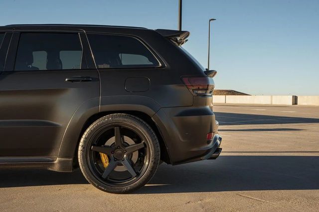 2020 Jeep Grand Cherokee Trackhawk 4x4 - 22938486 - 16