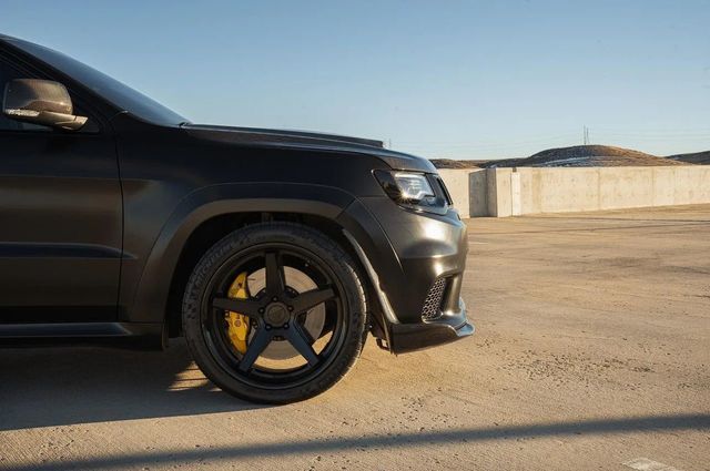 2020 Jeep Grand Cherokee Trackhawk 4x4 - 22938486 - 20