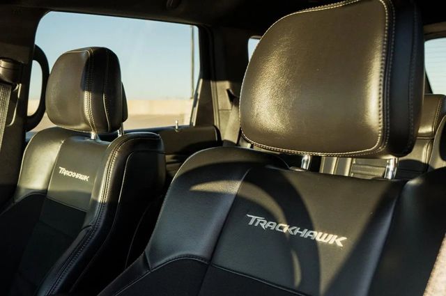 2020 Jeep Grand Cherokee Trackhawk 4x4 - 22938486 - 26