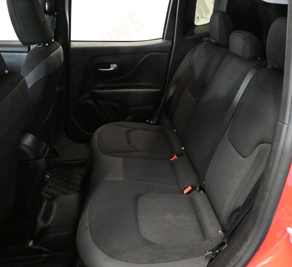 Jeep Renegade photo 11