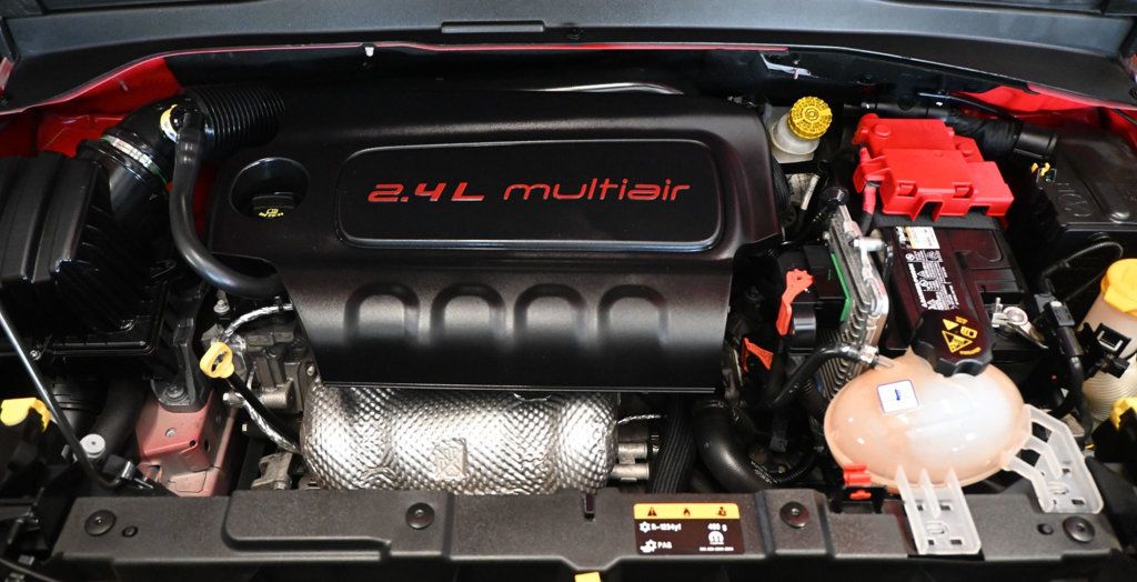 Jeep Renegade photo 14