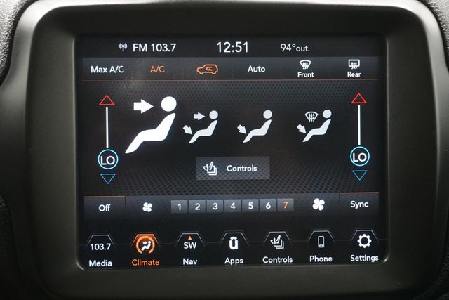 2020 Jeep Renegade Altitude FWD - 22896354 - 18