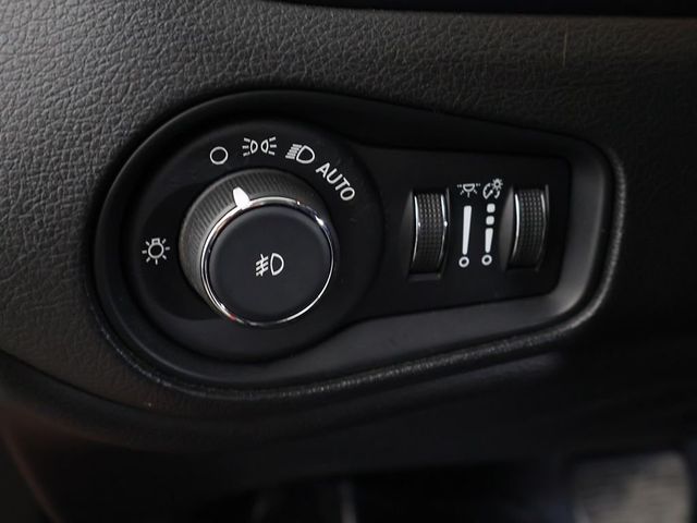 2020 Jeep Renegade Altitude FWD - 23010190 - 28