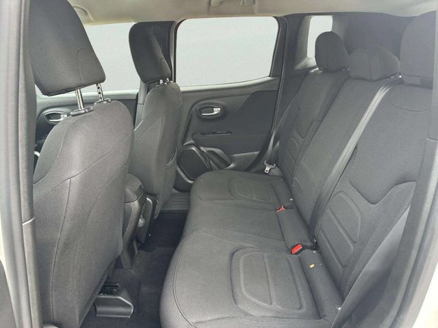 2020 Jeep Renegade Latitude 4x4 - 23020811 - 10