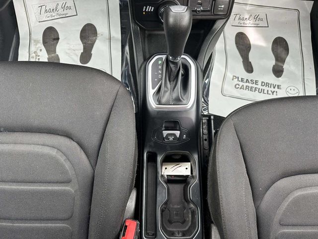 2020 Jeep Renegade Latitude 4x4 - 23020811 - 20