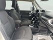 2020 Jeep Renegade Latitude 4x4 - 23020811 - 22