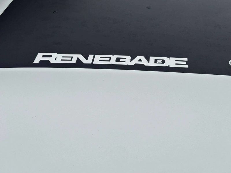 2020 Jeep Renegade Latitude 4x4 - 23020811 - 35