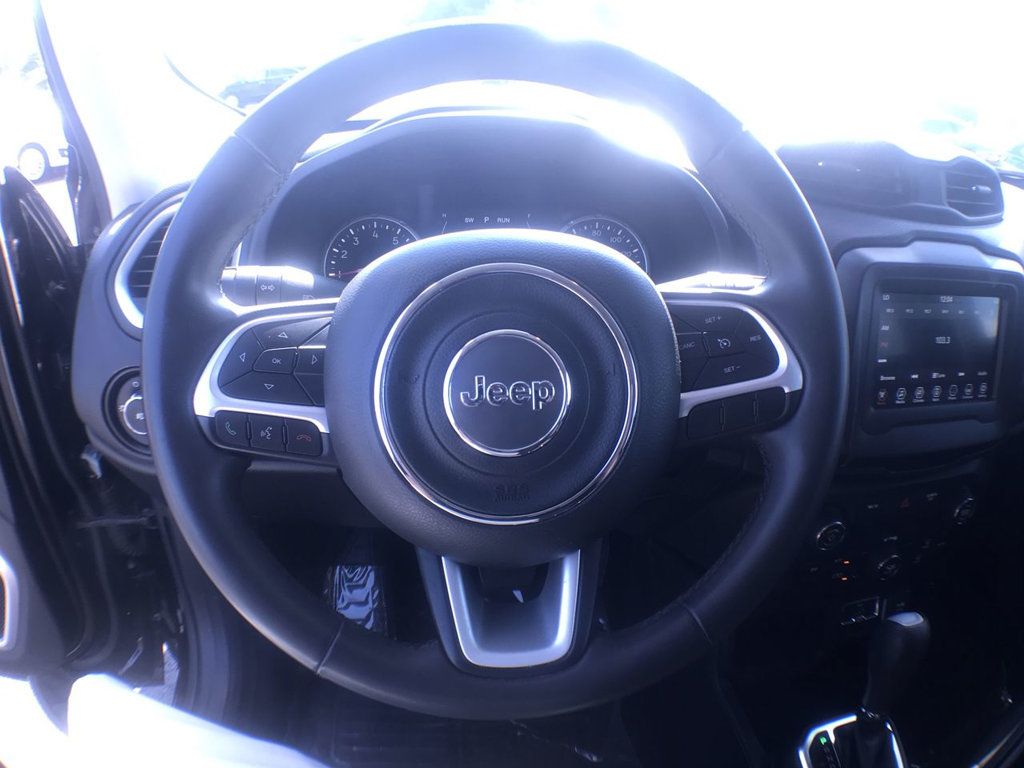 2020 Jeep Renegade Latitude photo 15