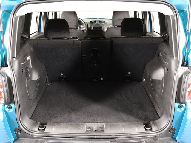2020 Jeep Renegade Latitude FWD - 23010864 - 16